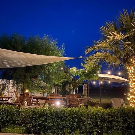 Masseria Capece Bed & Breakfast Uggiano La Chiesa Exterior foto