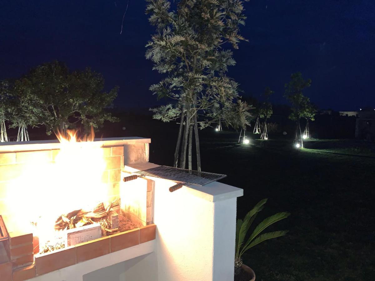Masseria Capece Bed & Breakfast Uggiano La Chiesa Exterior foto