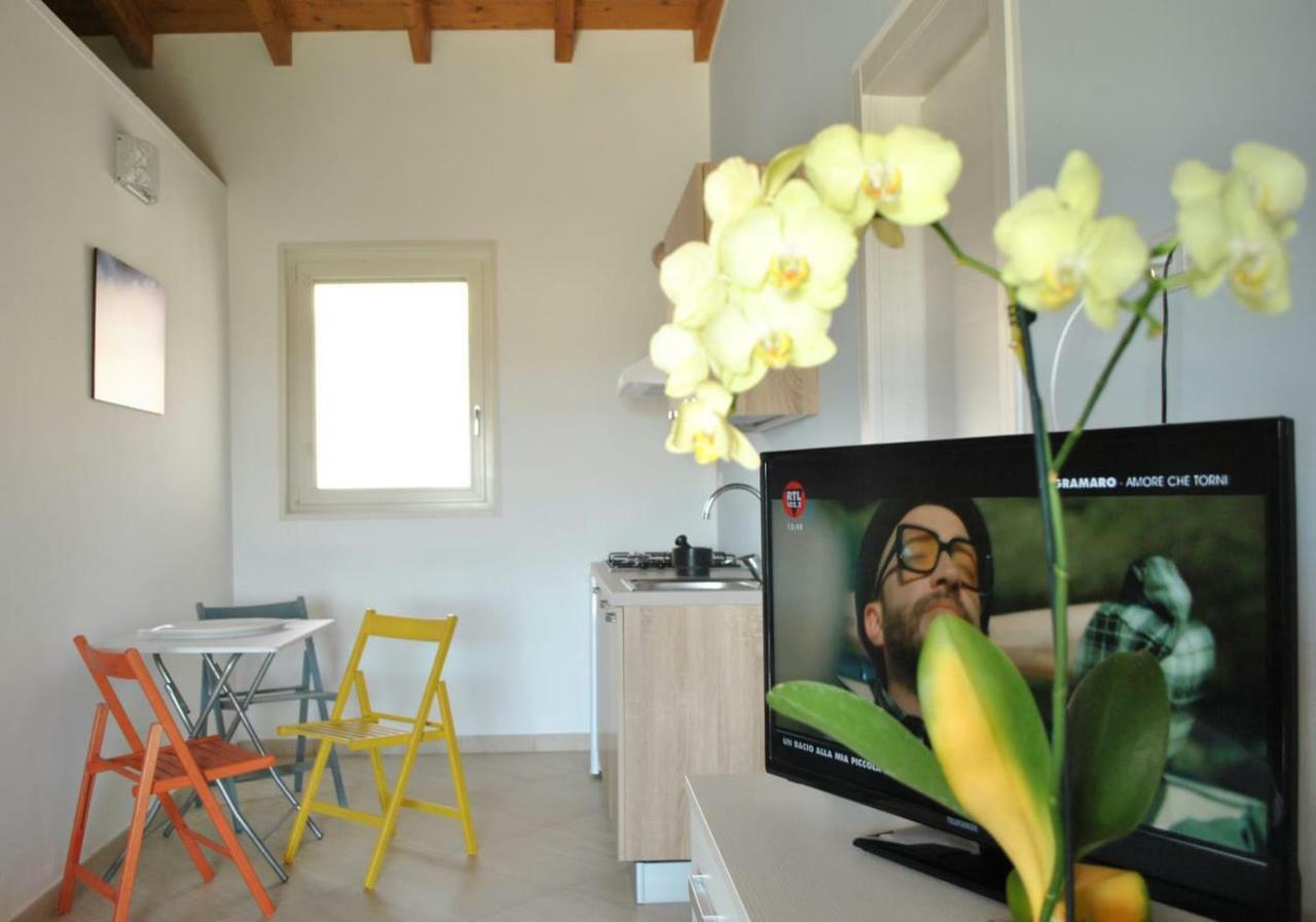 Masseria Capece Bed & Breakfast Uggiano La Chiesa Exterior foto